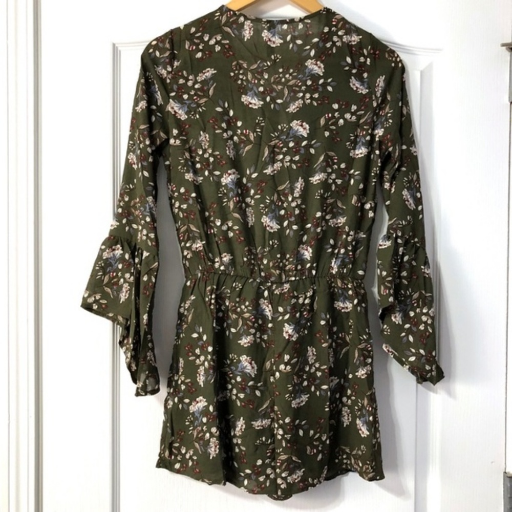 Boho Floral Romper Bell Sleeve Olive Green NWT - Picture 3 of 4